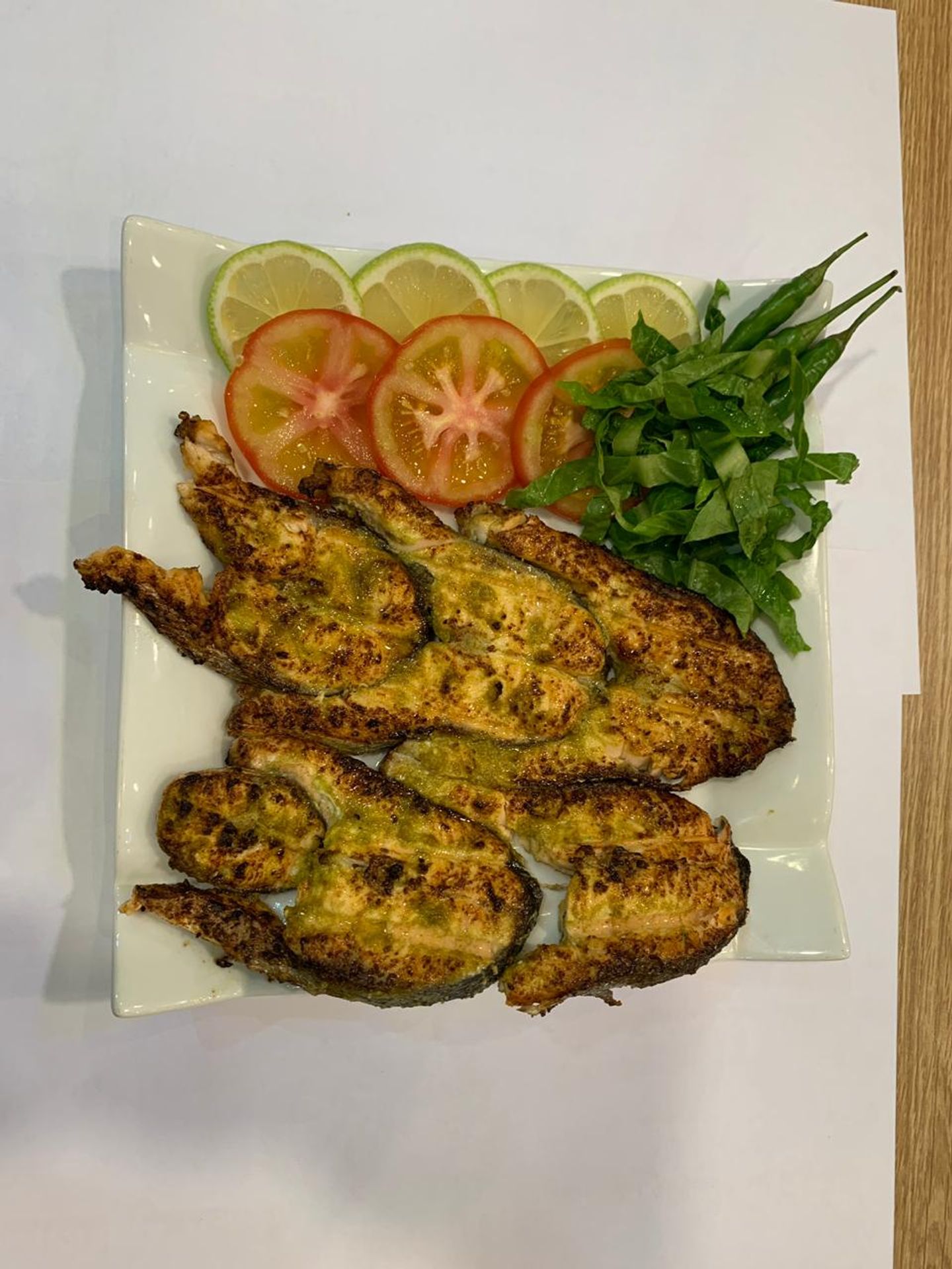 "سالمون ربع كيلو