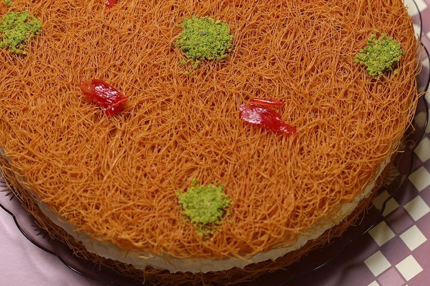 Osmaliyeh Cake