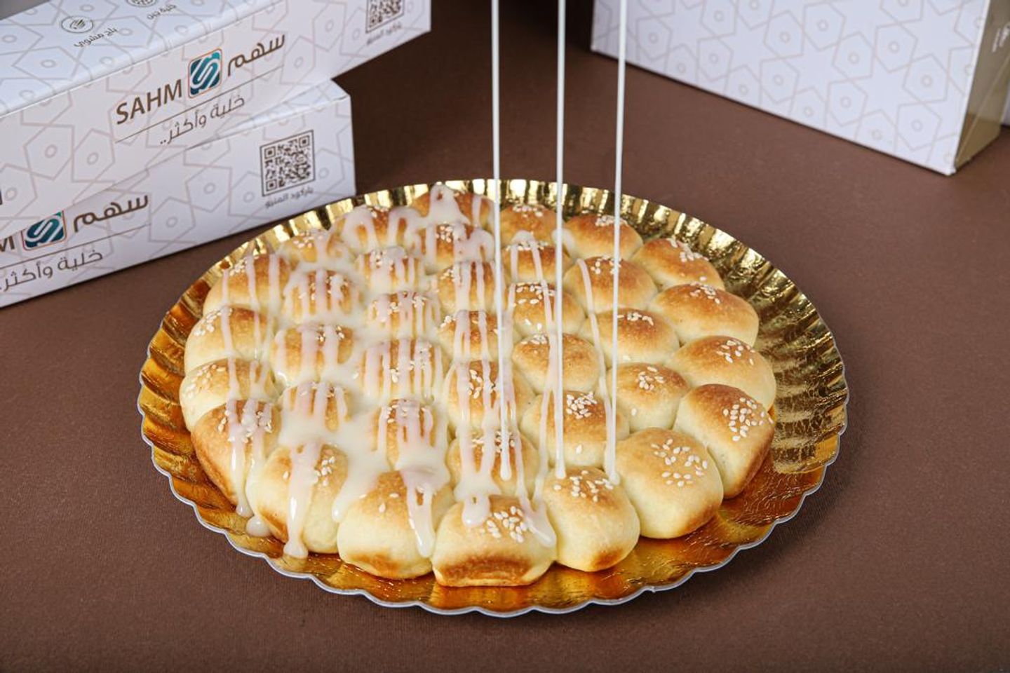 خلية نحل  بالجبن