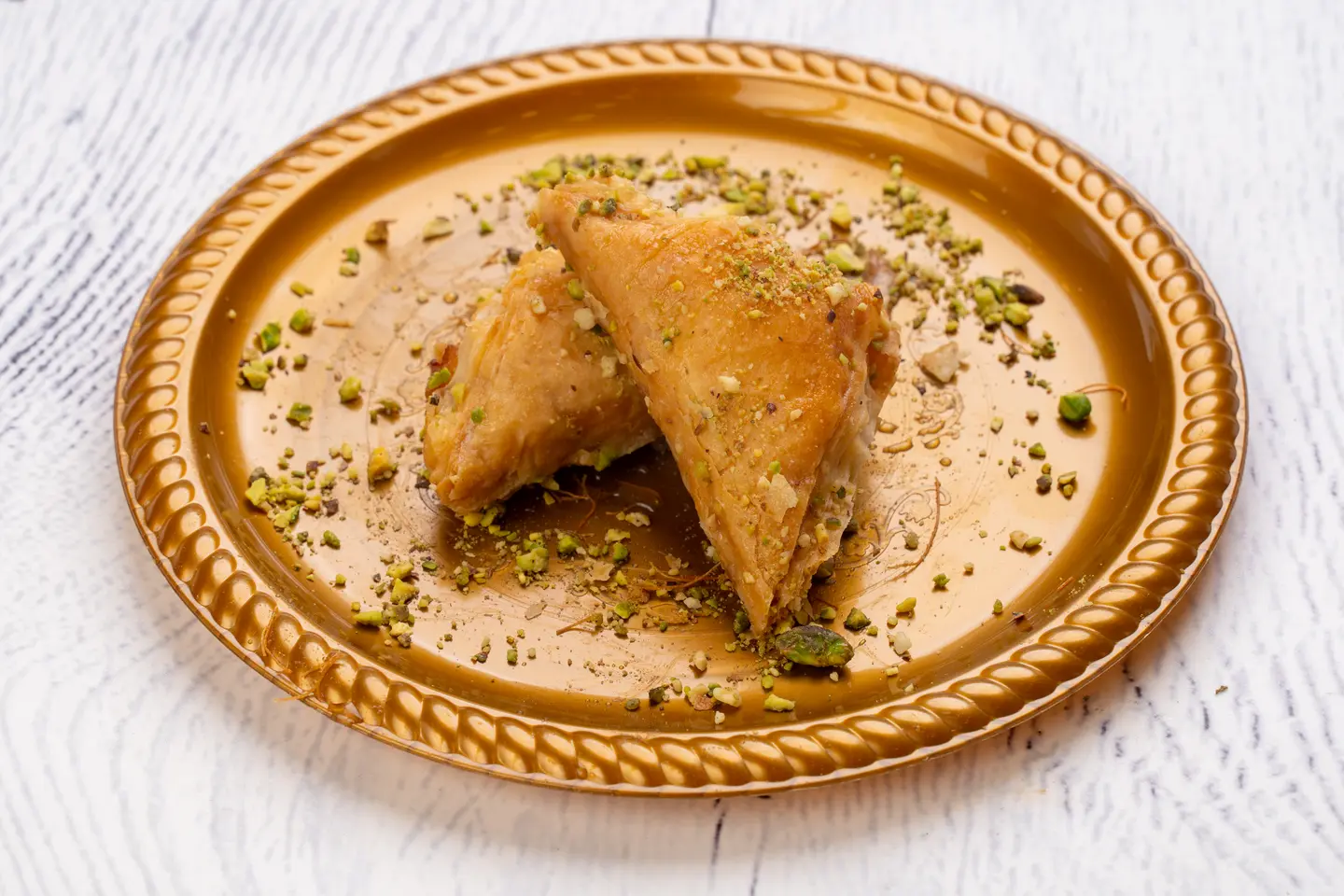 Warbat With Pistachios 1000 - 500 Gm