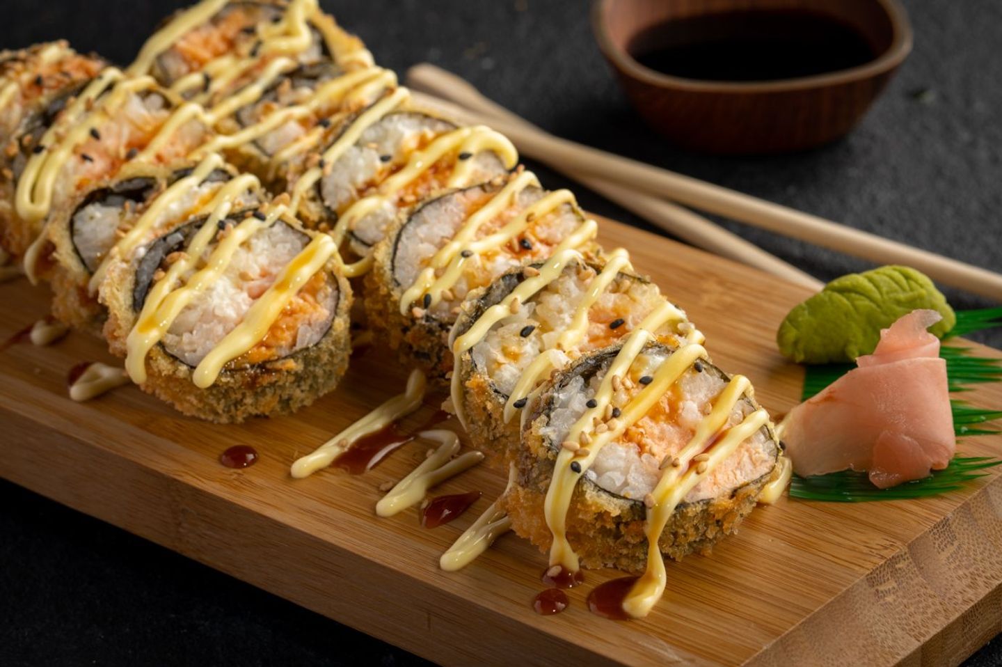 Fried Salmon Maki Roll