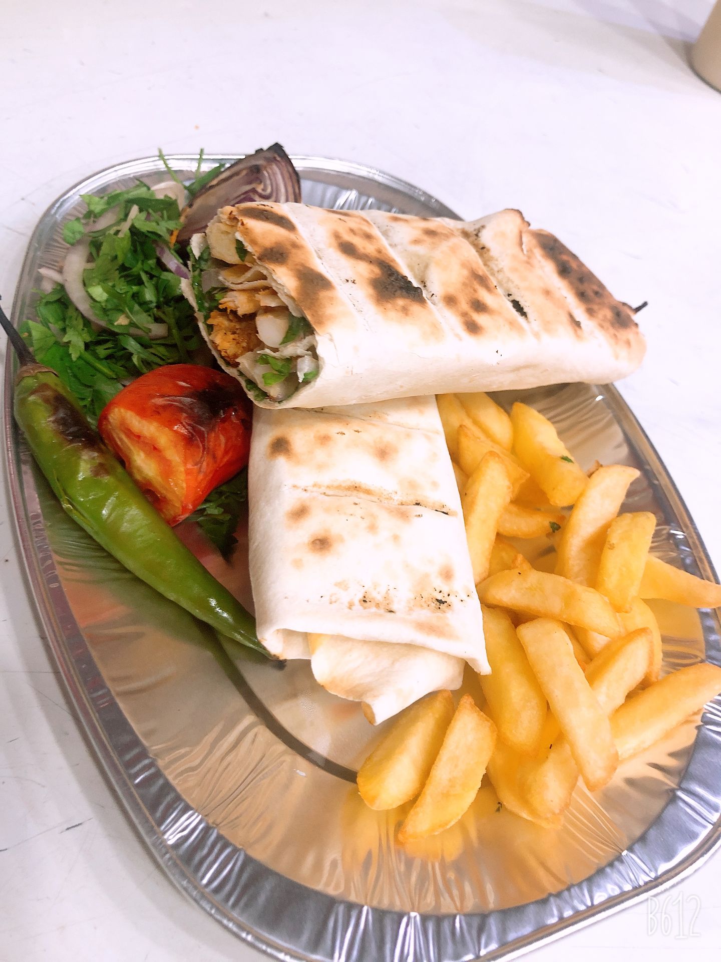 ساندوتش شيش طاووق