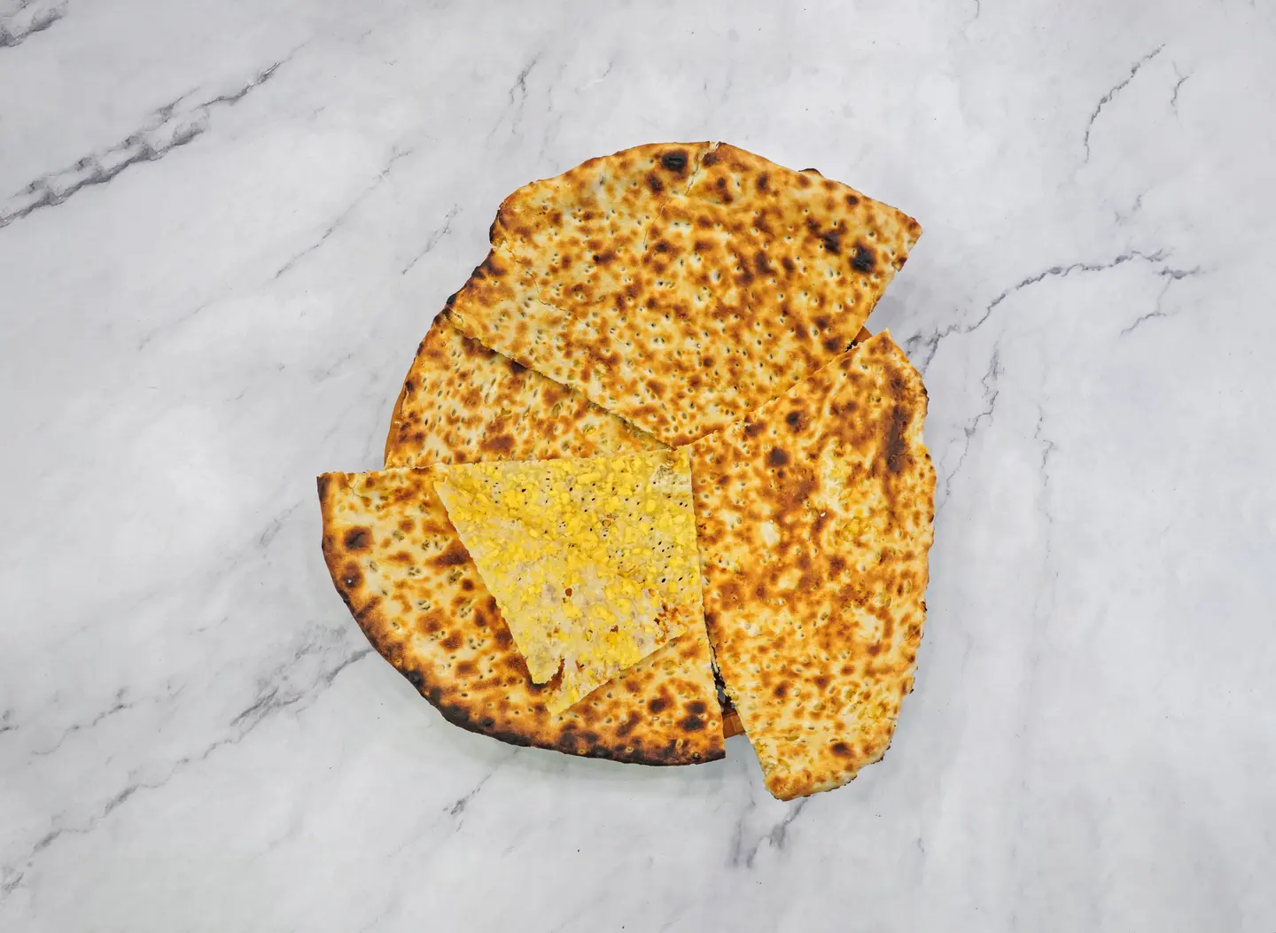 تميس بالجبنة