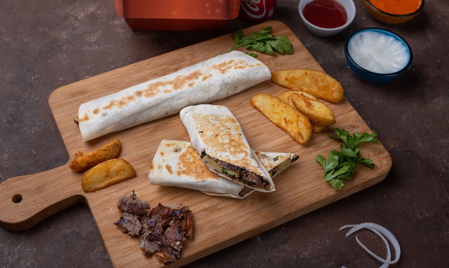 ساندوتش شاورما صغير