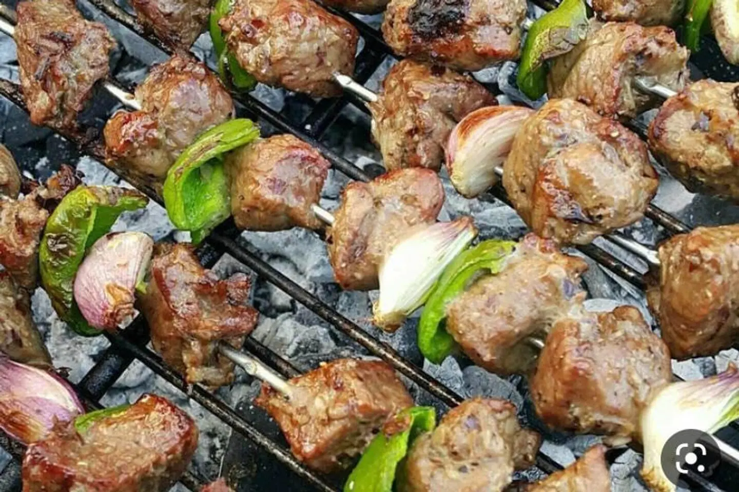4 سيخ كباب دجاج ربع كيلو