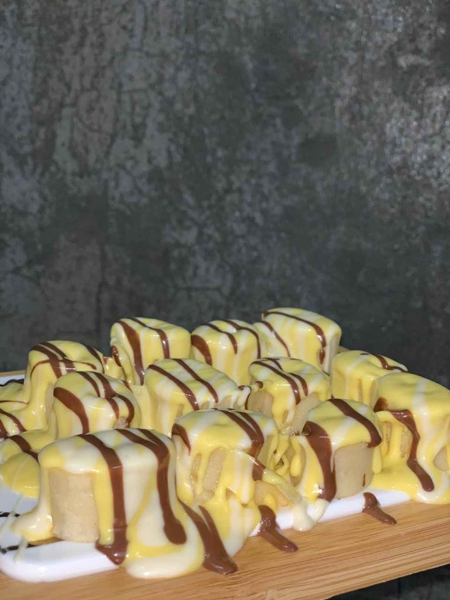 رول زعفران