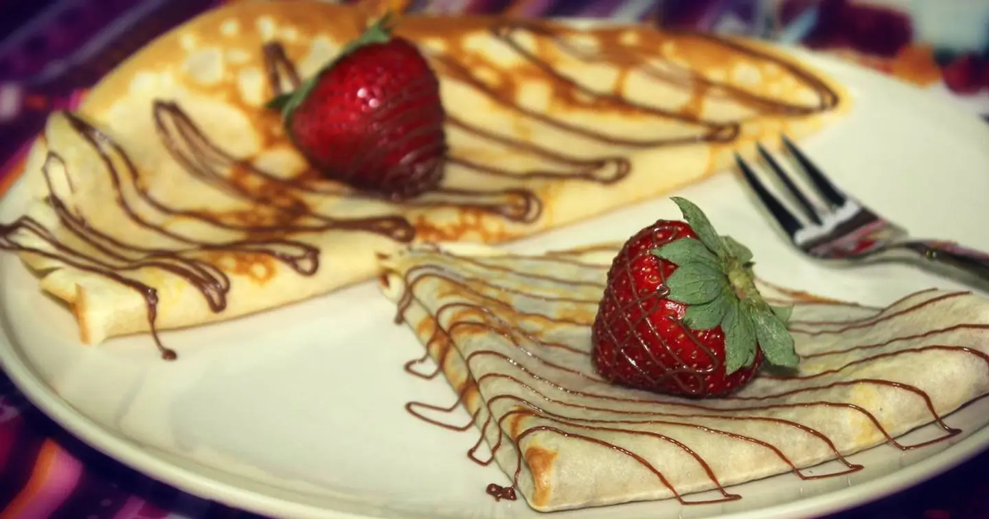 Nutella Crepe Roll