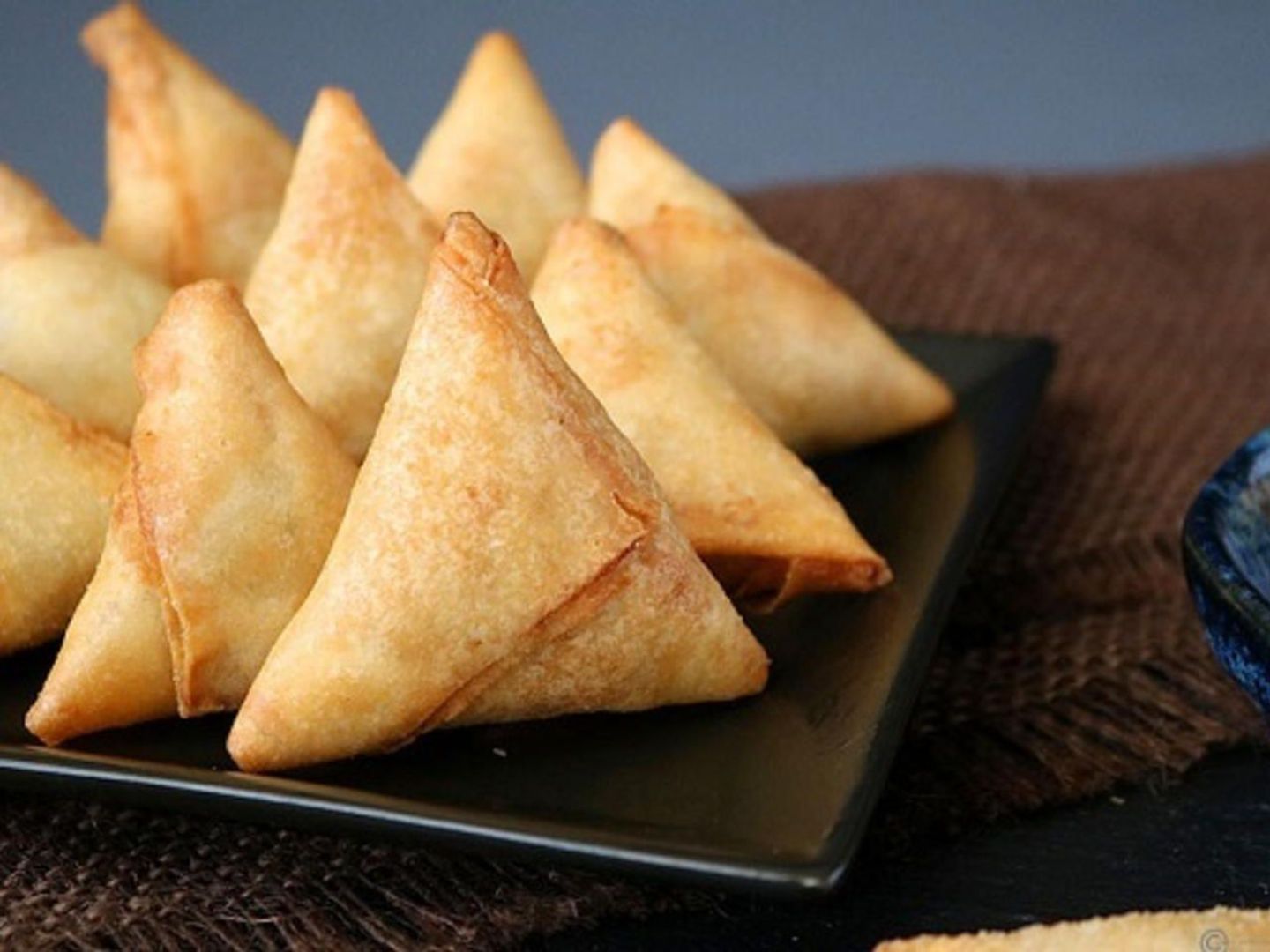سمبوسة  - سمبوسة رقاق دجاج