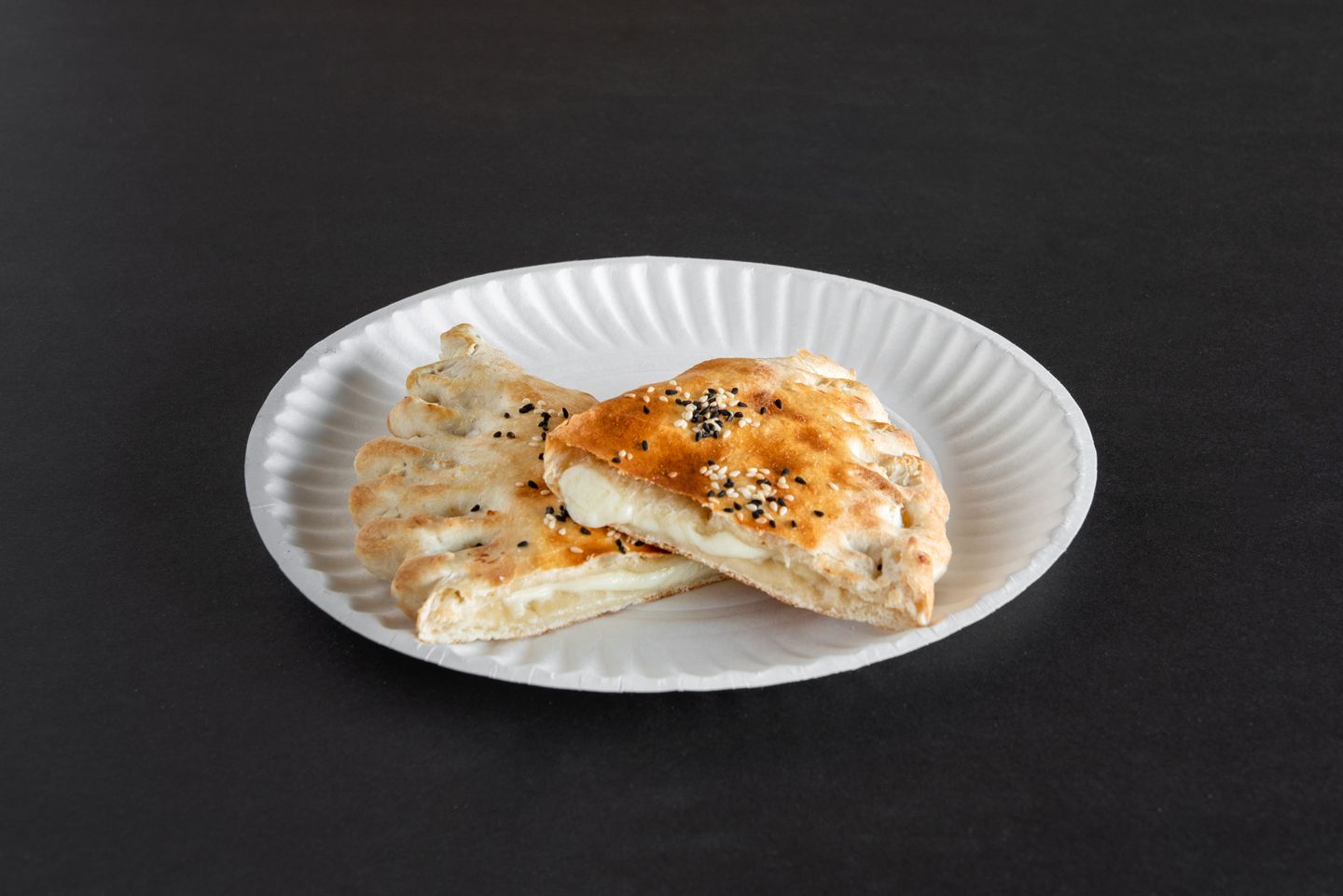 فطيرة جبن سائل