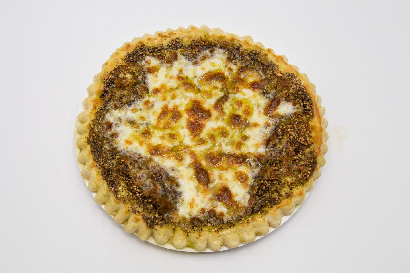 فطيرة زعتر مع جبن