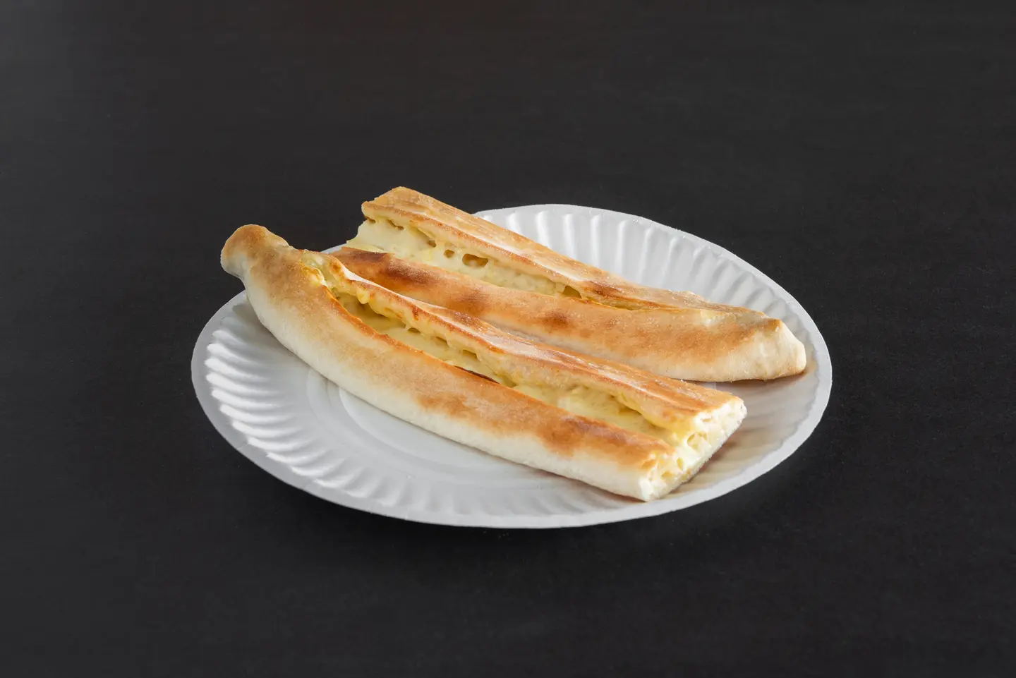 فطيرة جبن قشقوان