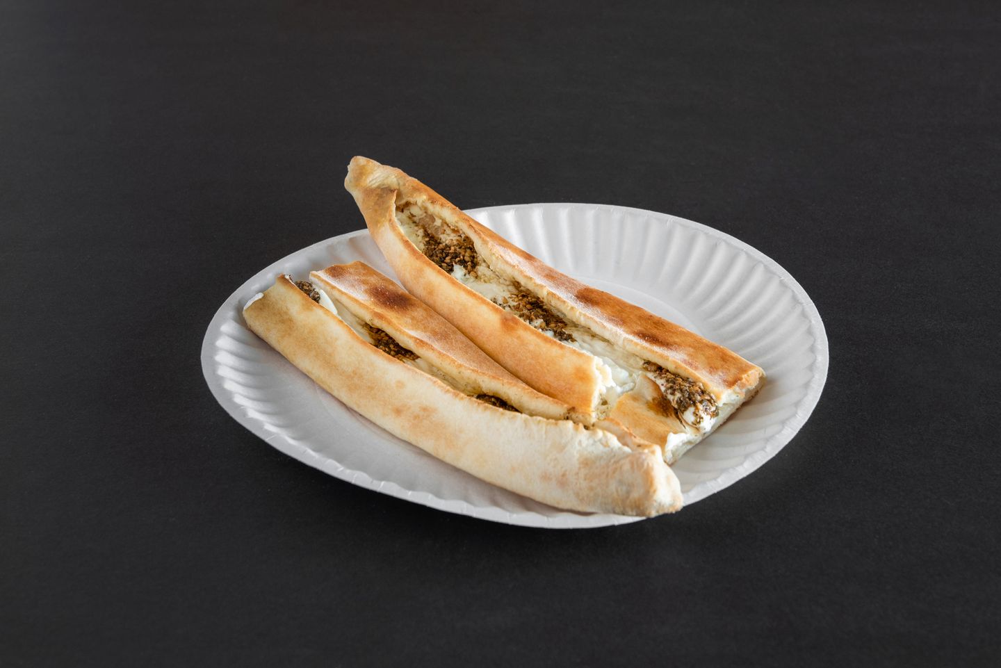 فطيرة لبنة بالزعتر
