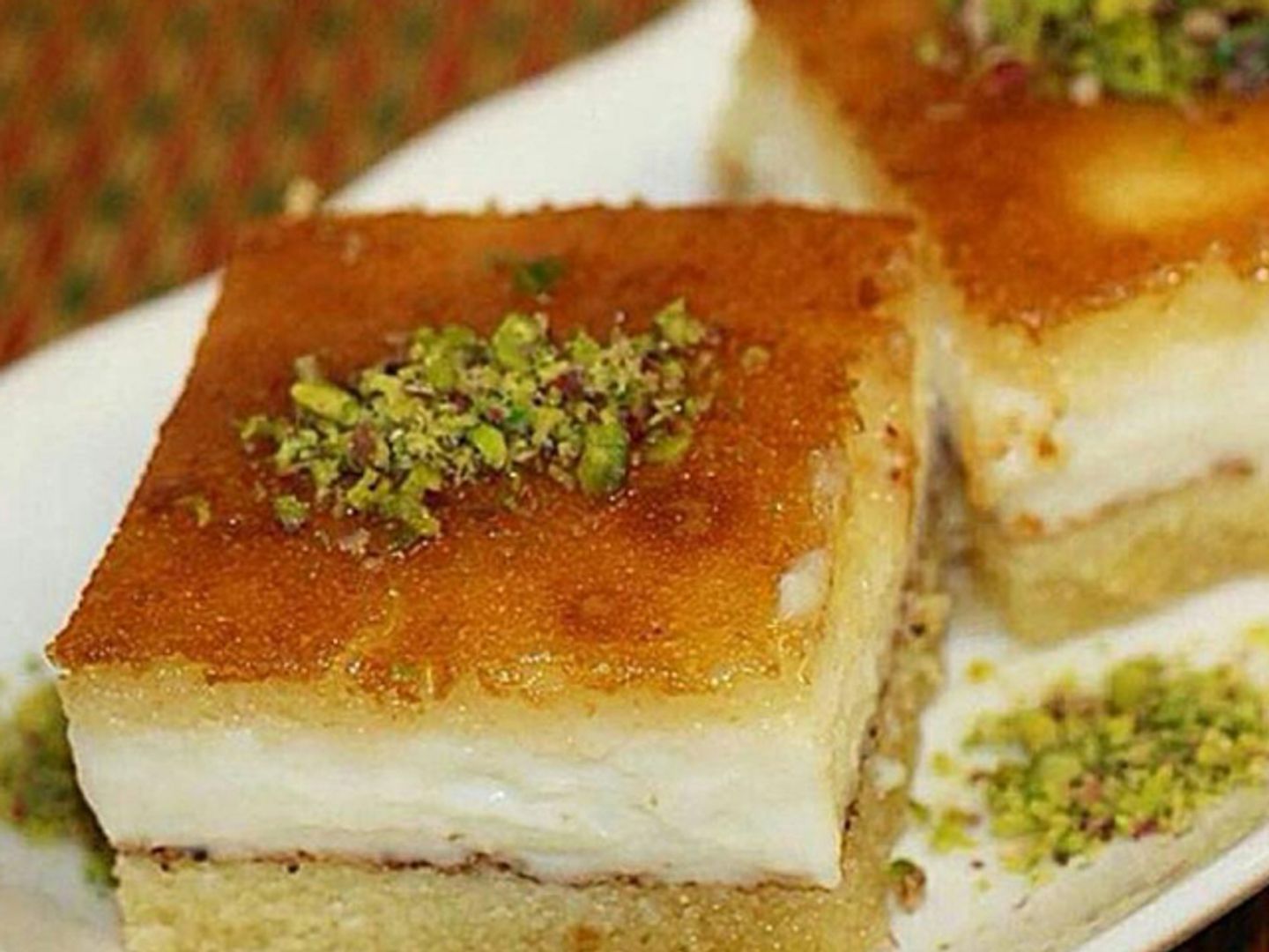 بسبوسة بالقشطة