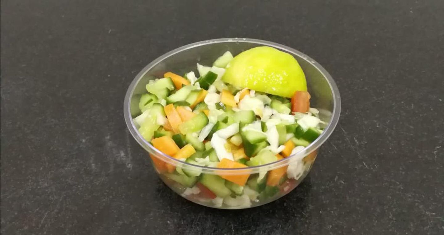 سلطة خضار صغير