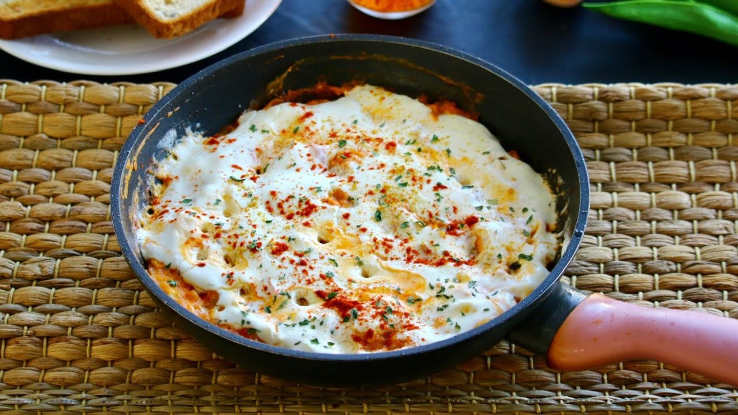 Tuna With Eggs