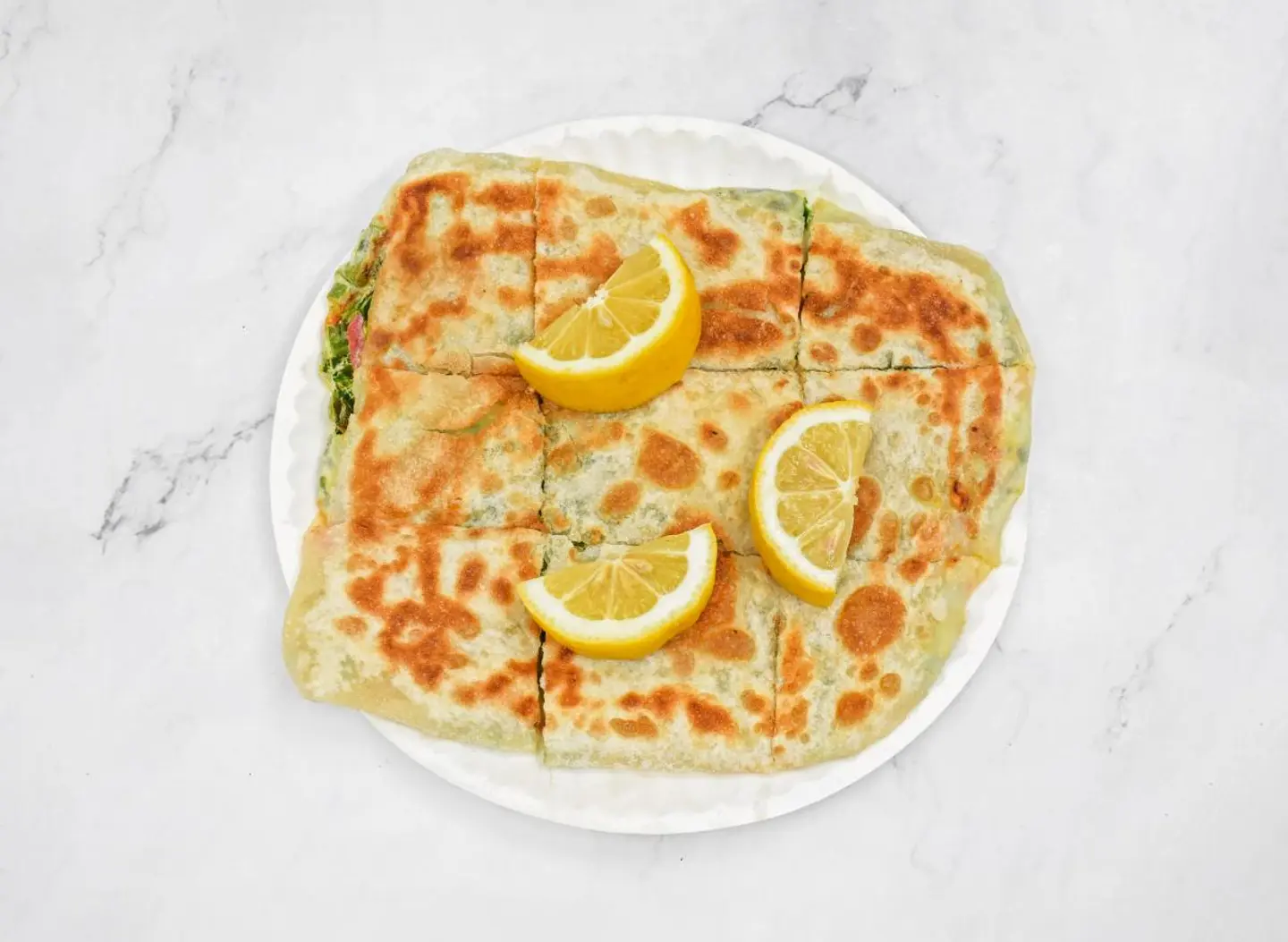 مطبق بالخضار