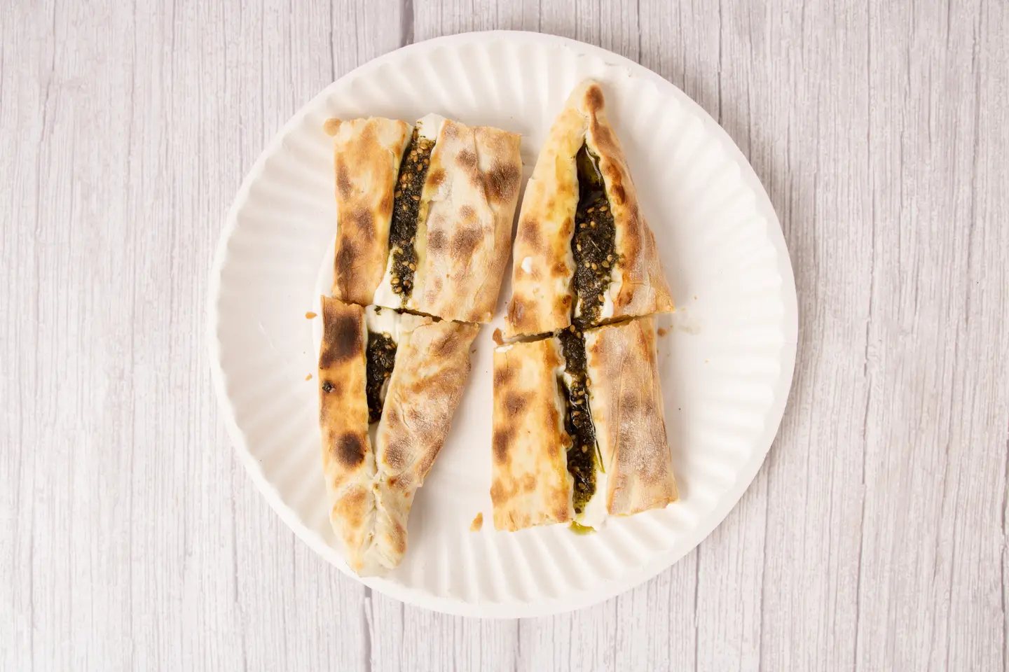 فطيرة زعتر وجبن