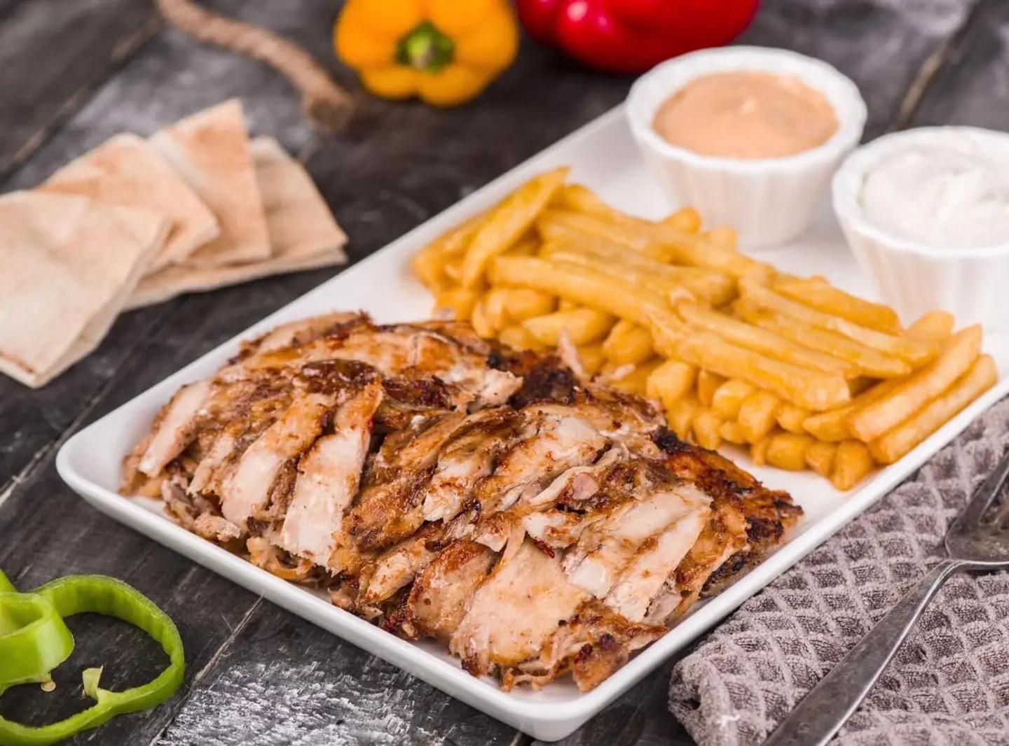 شاورما دجاج فرايز