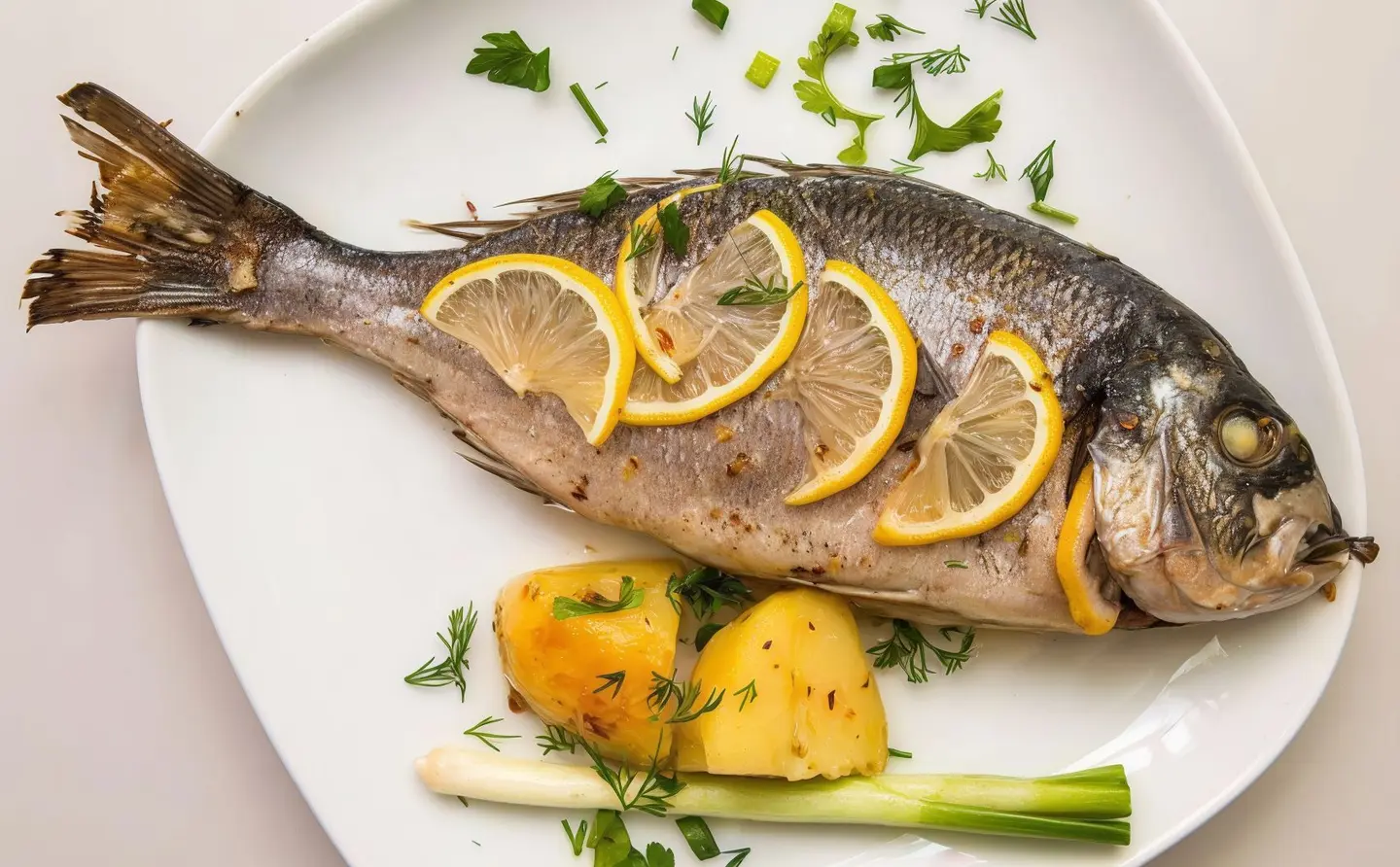 Sea Bass With Oil And Lemon