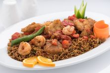 أرز مع المأكولات البحرية