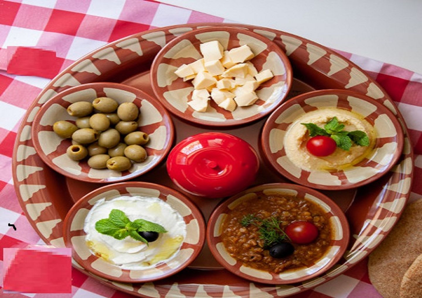 صحن الإفطار الشرقي