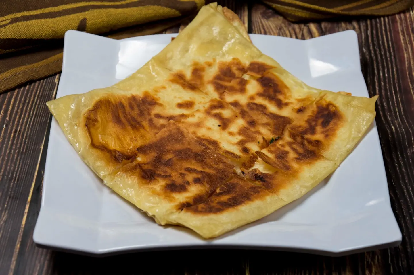 مطبق قشطة