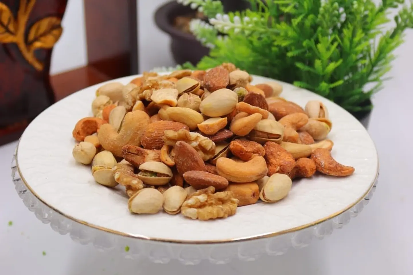 مكسرات مشكل
