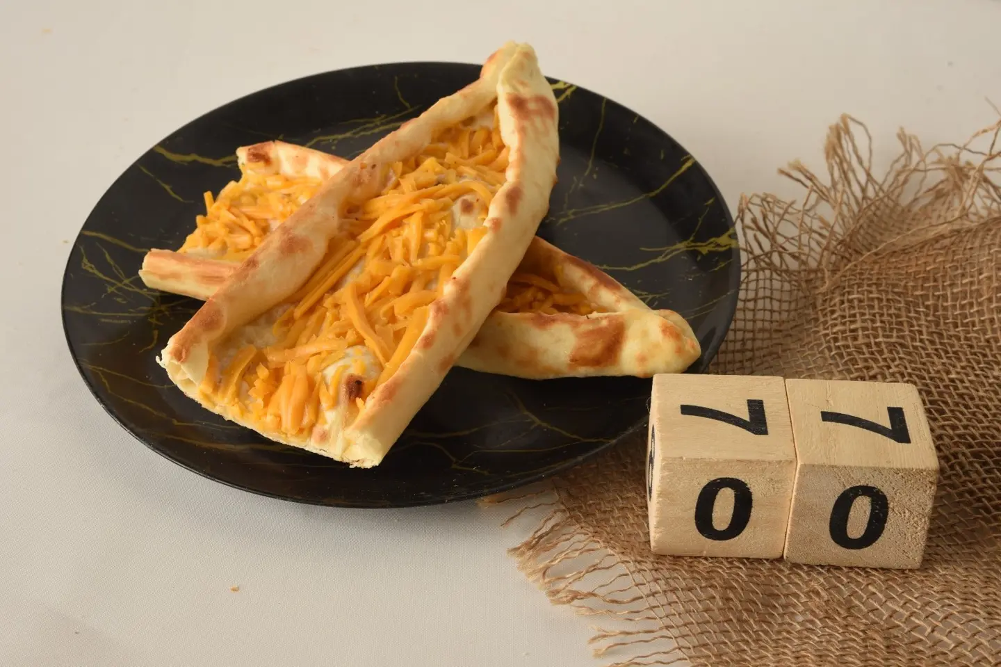 فطيرة جبنه شيدر