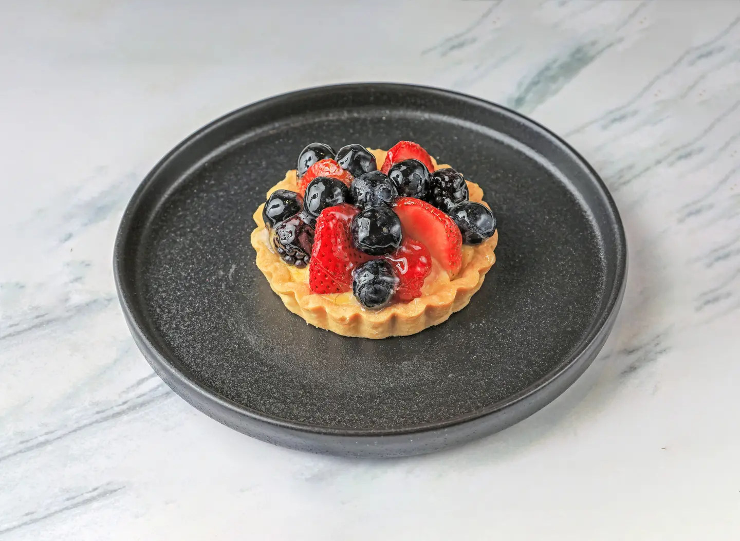 تارت التوت المشكل