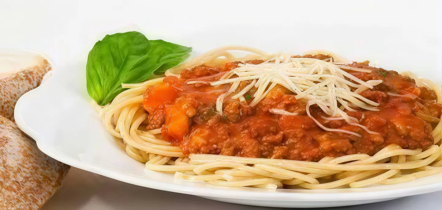 مكرونة اسباغيتي بلونيز