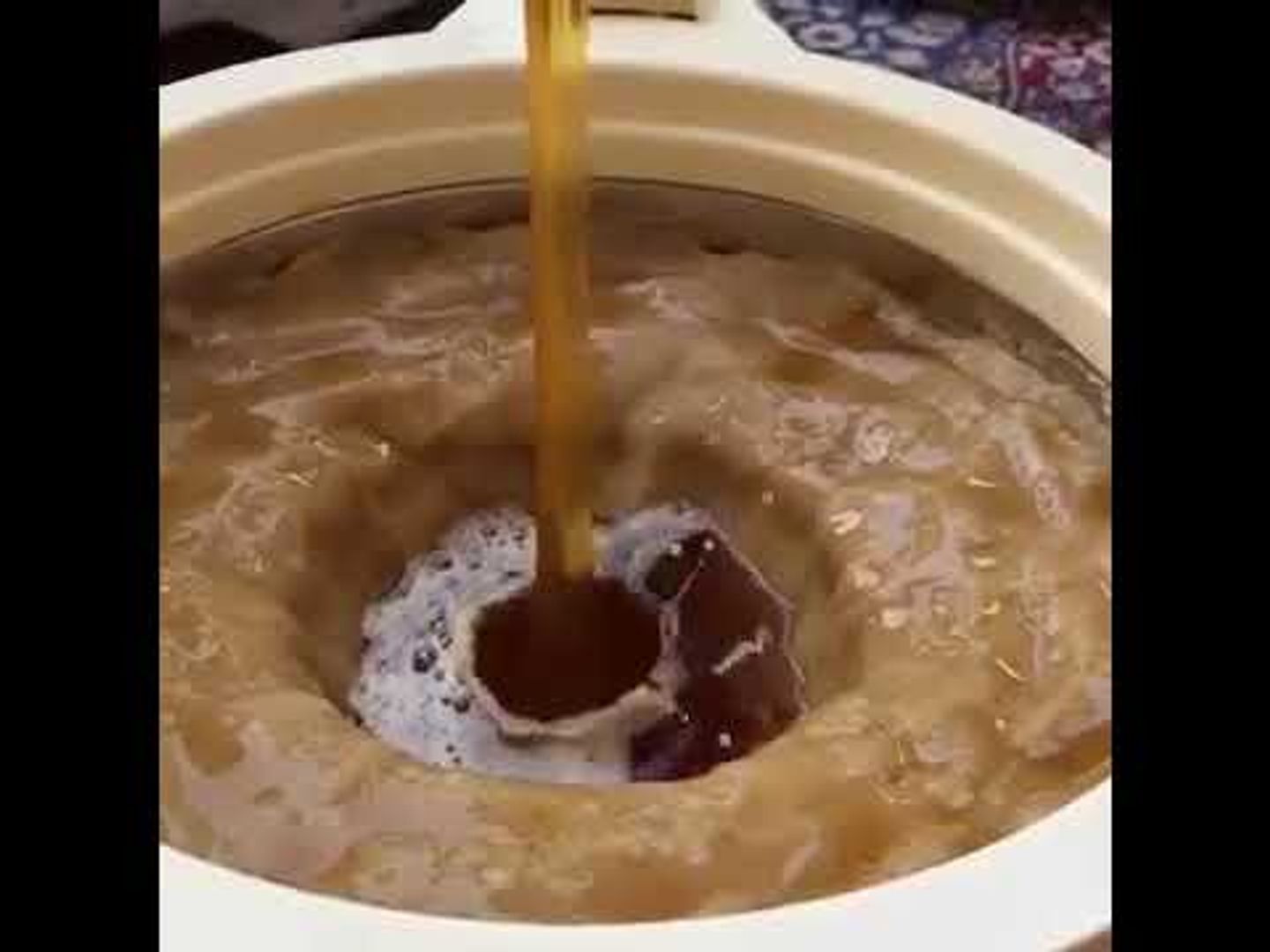 معصوب بالسمن والعسل