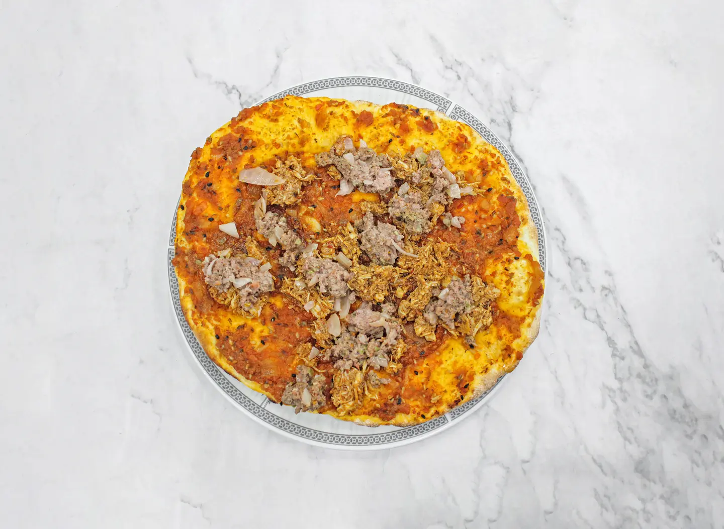 فطيرة محمرة لحم