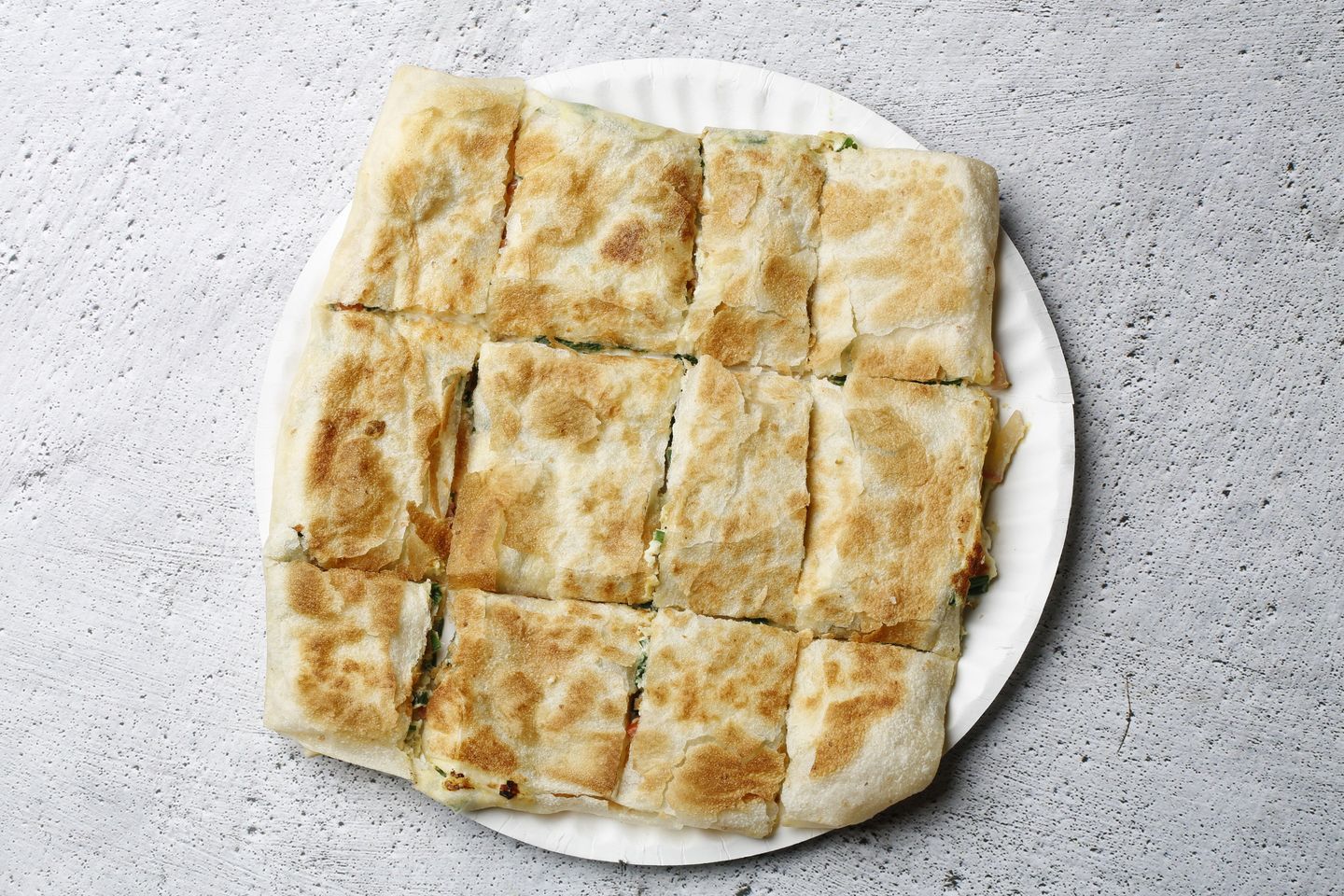 مطبق جبنة بيضاء