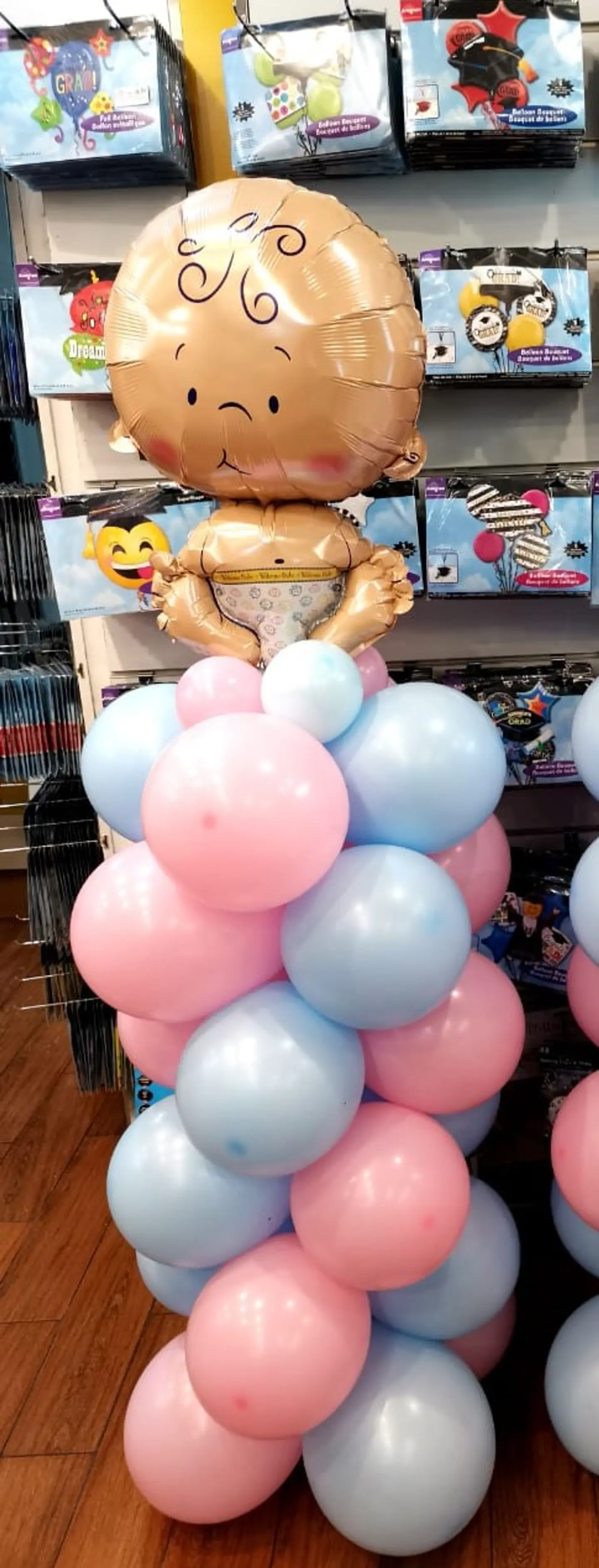 Newborn Balloon Stand