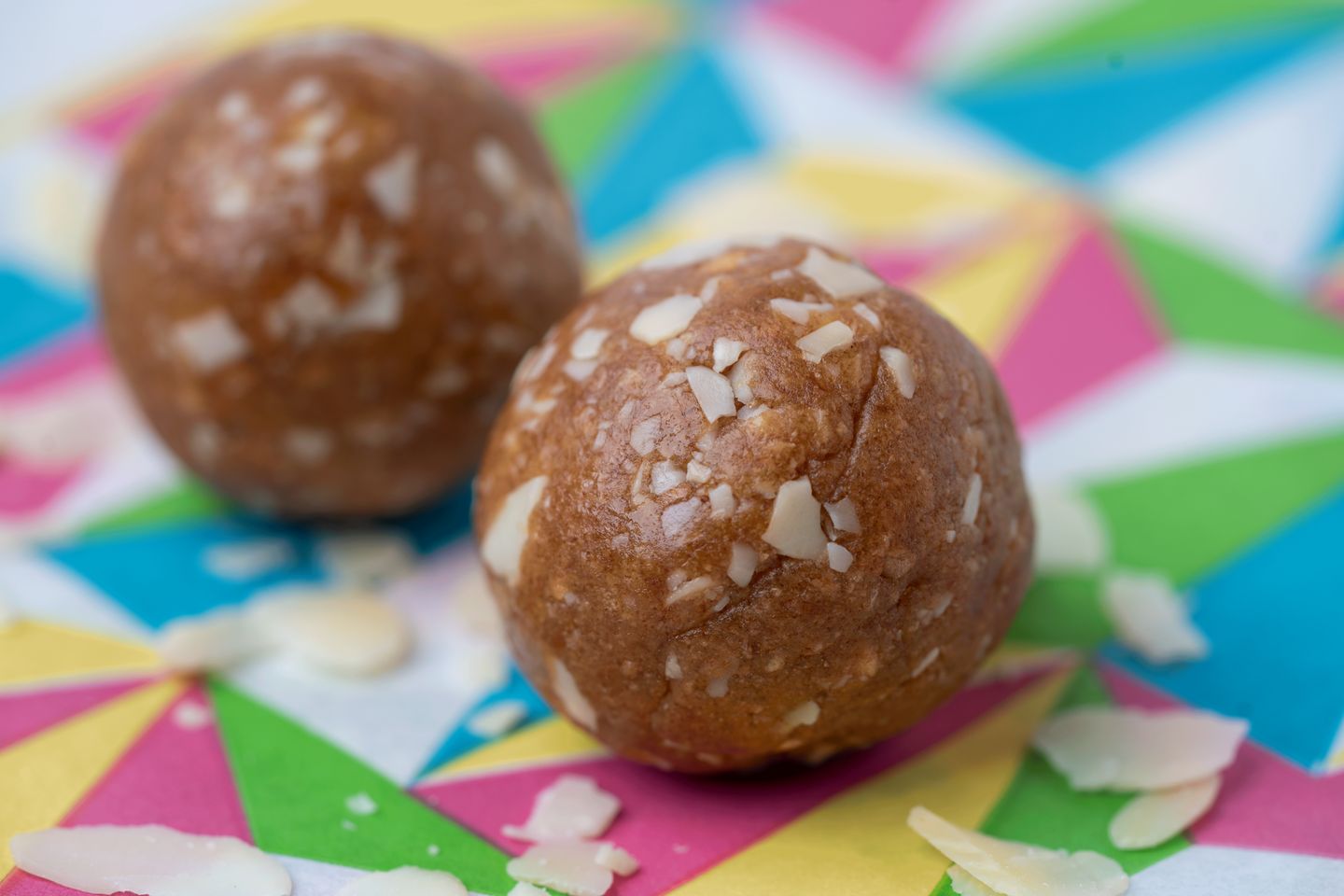 Twin Pops   Almond