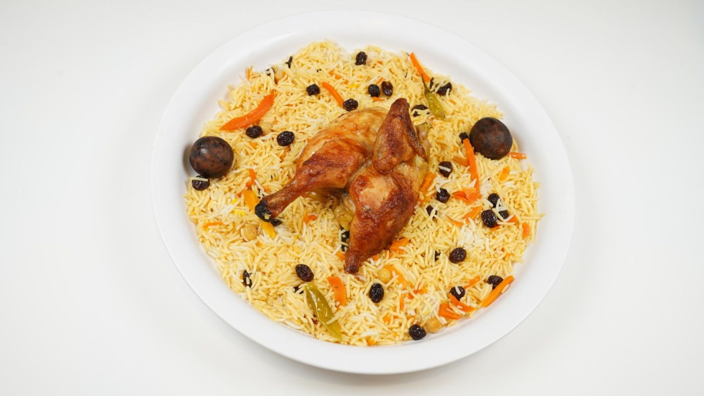 Half A Grilled Chicken With Bukhari Rice