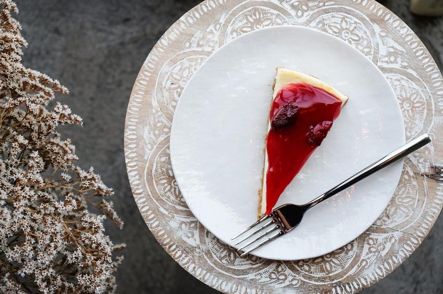 Strawberry Cheesecake - Piece