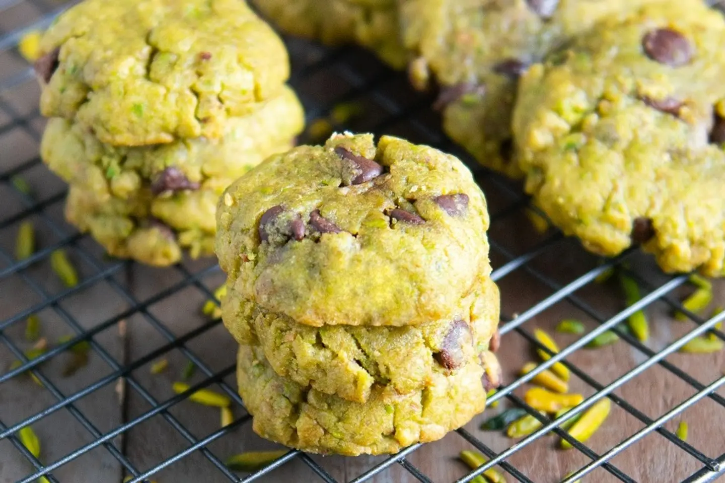 Pistachio Passion Minnies   6 Pieces