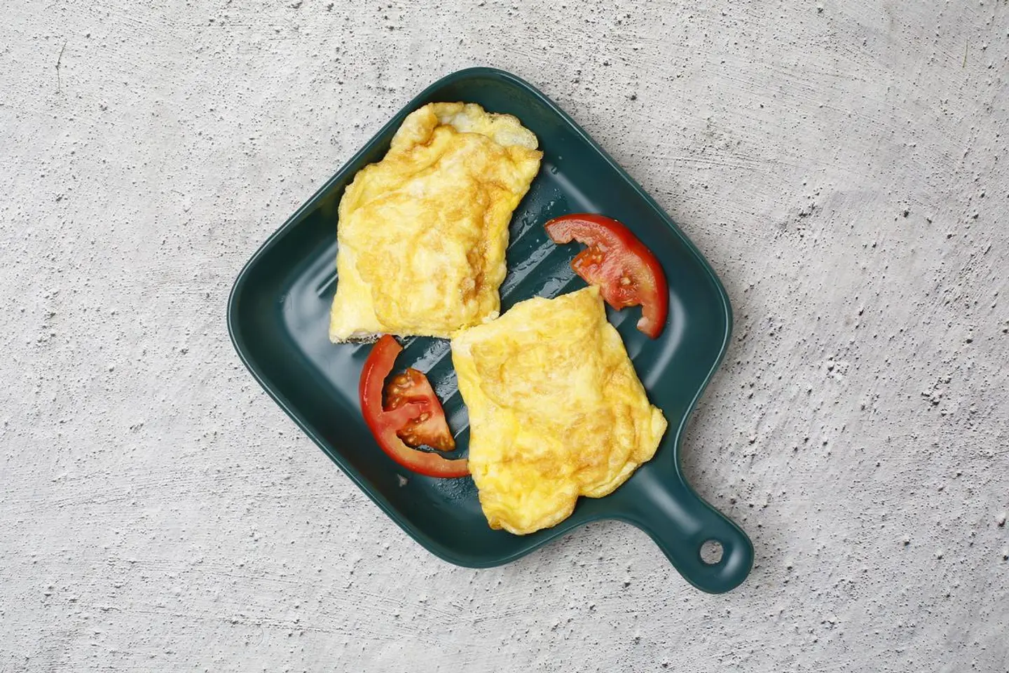 Eggs With Keshnah And Cheese