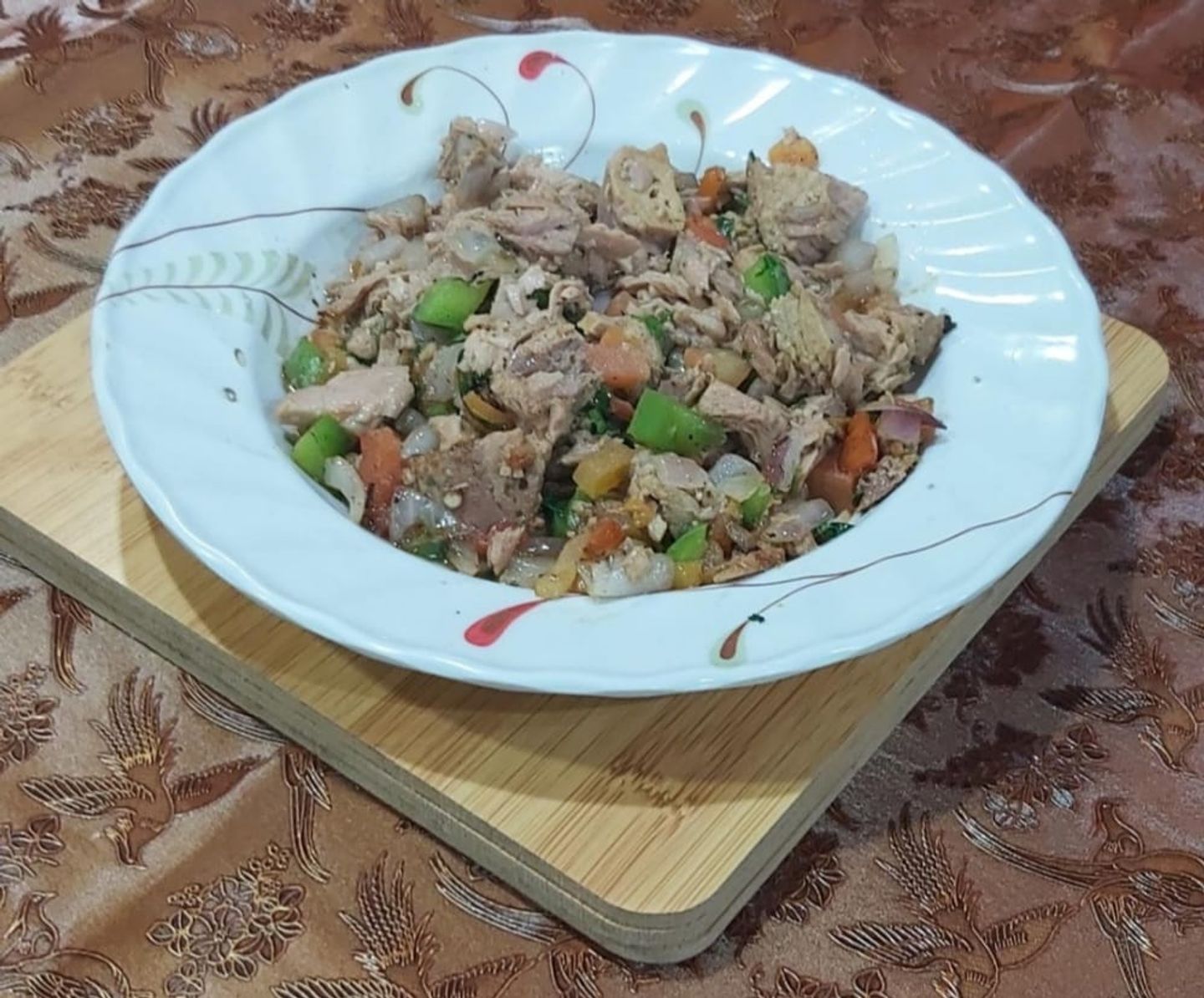 تونة سادة