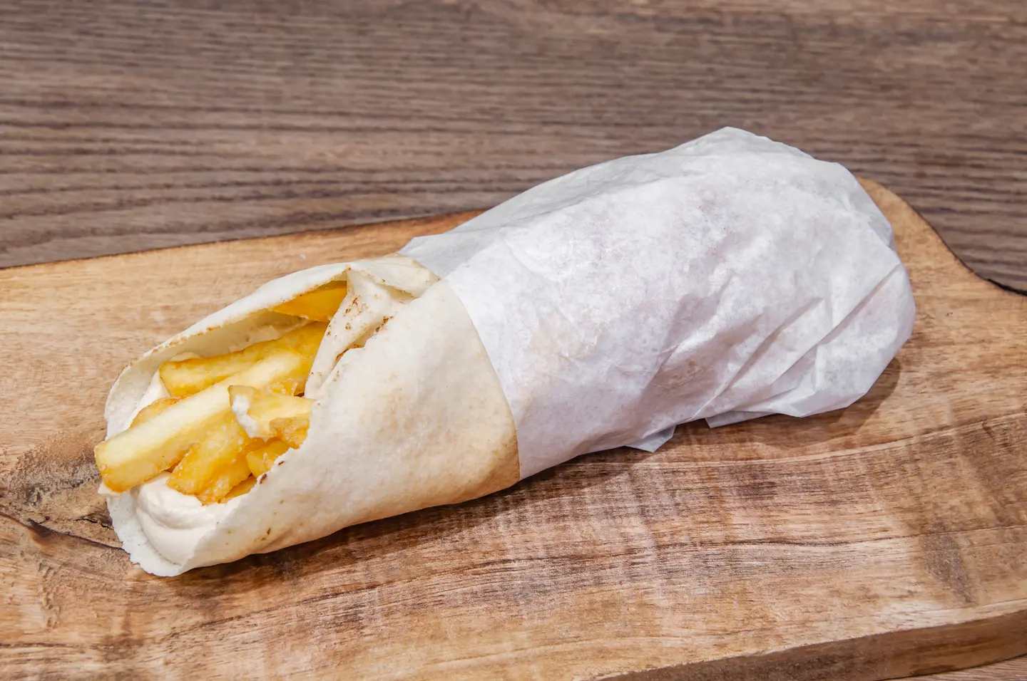 سندويش فلافل مع حمص