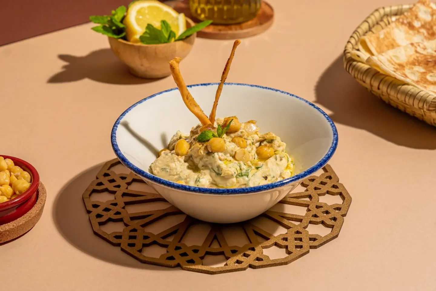 Hummus Manzoul