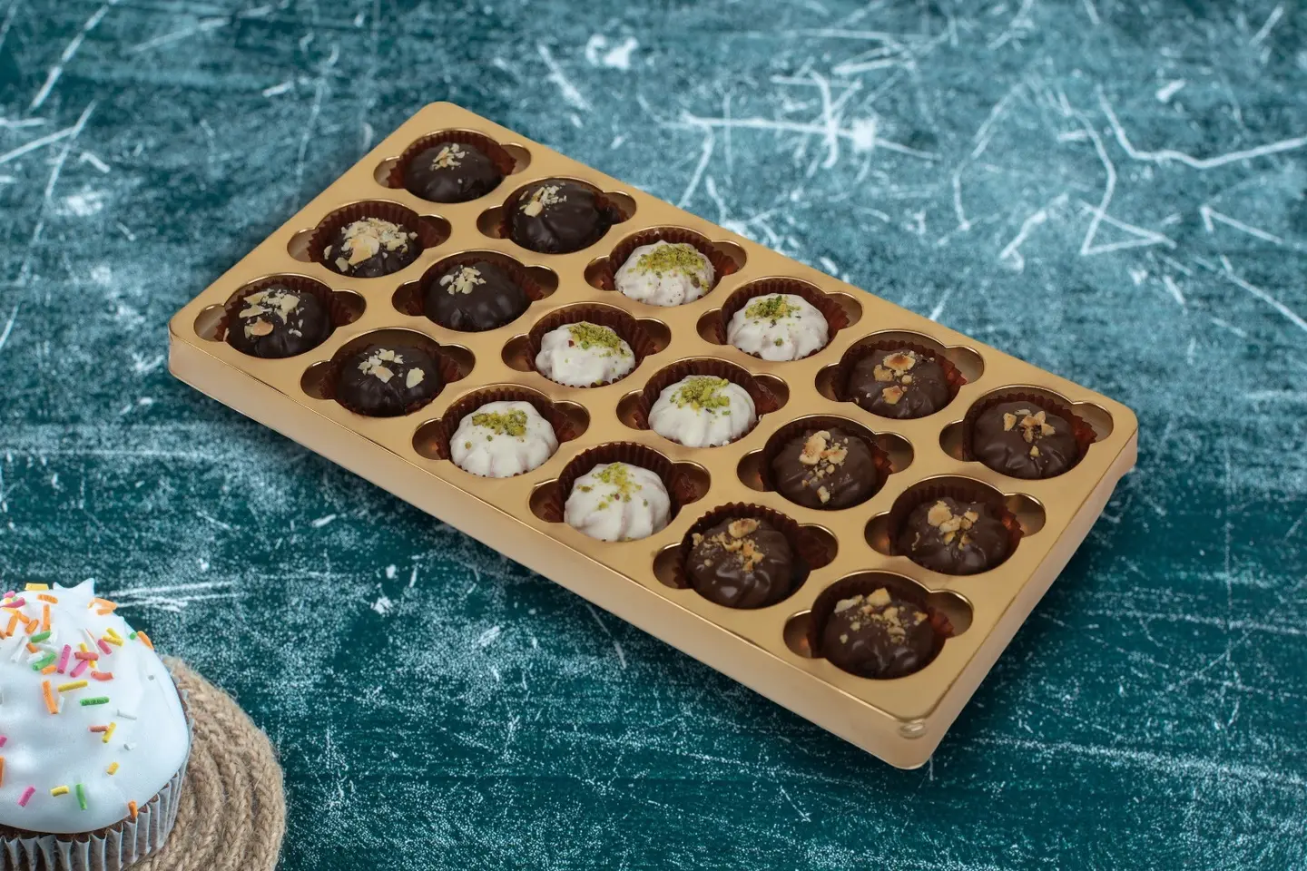 Petit Four Roche Box