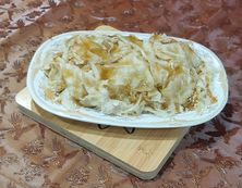 خبز رطب وعسل وسمن