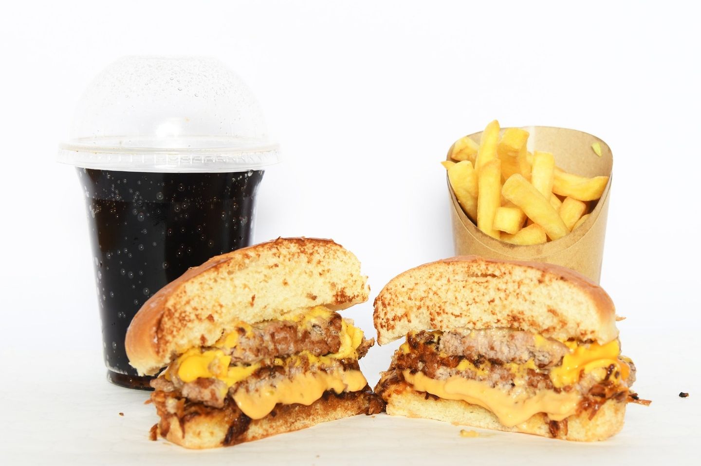 Reef Aldogha Burger Meal