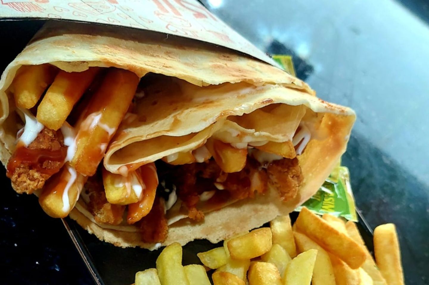 كريب ستربس حار
