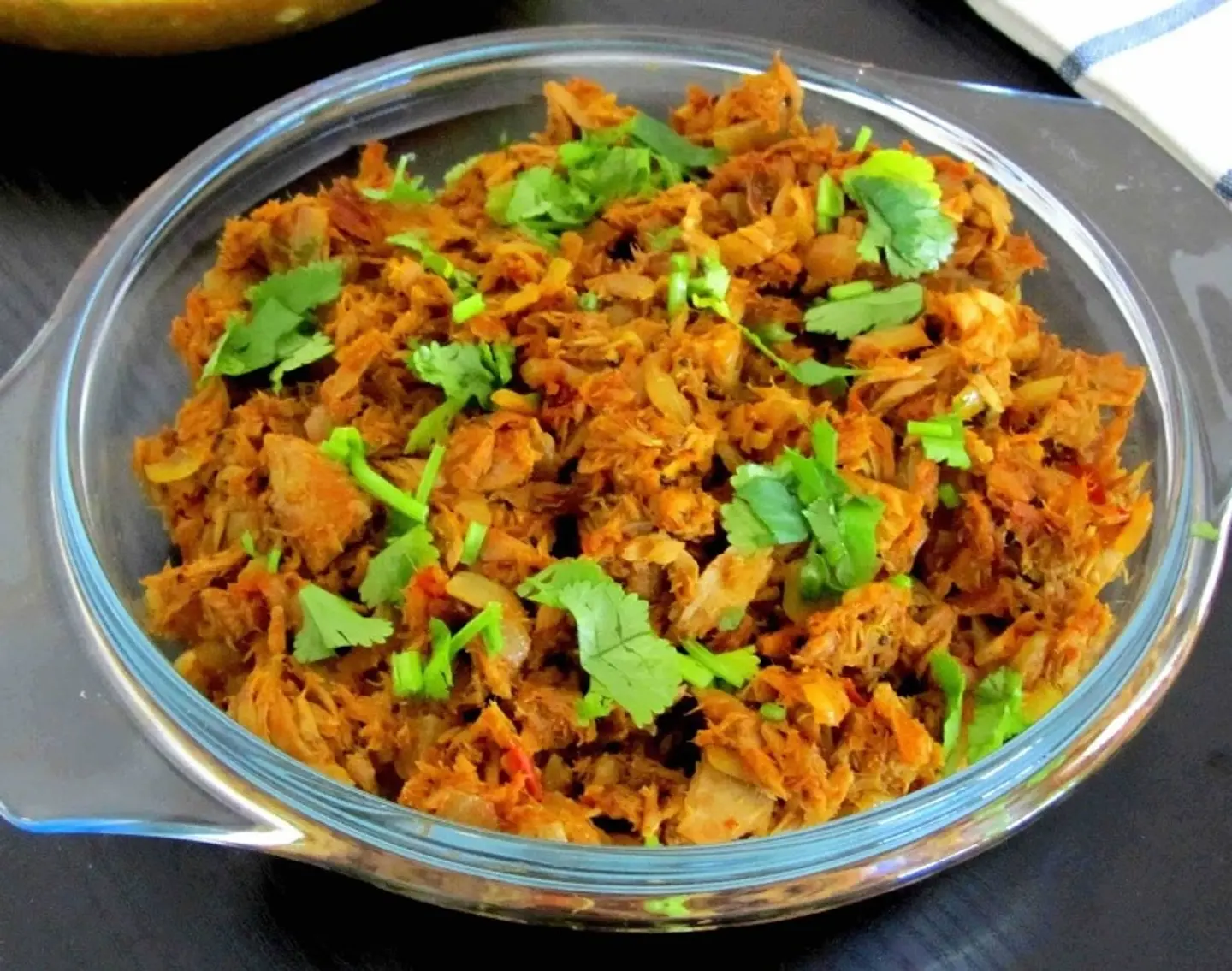 Tuna With Cashews