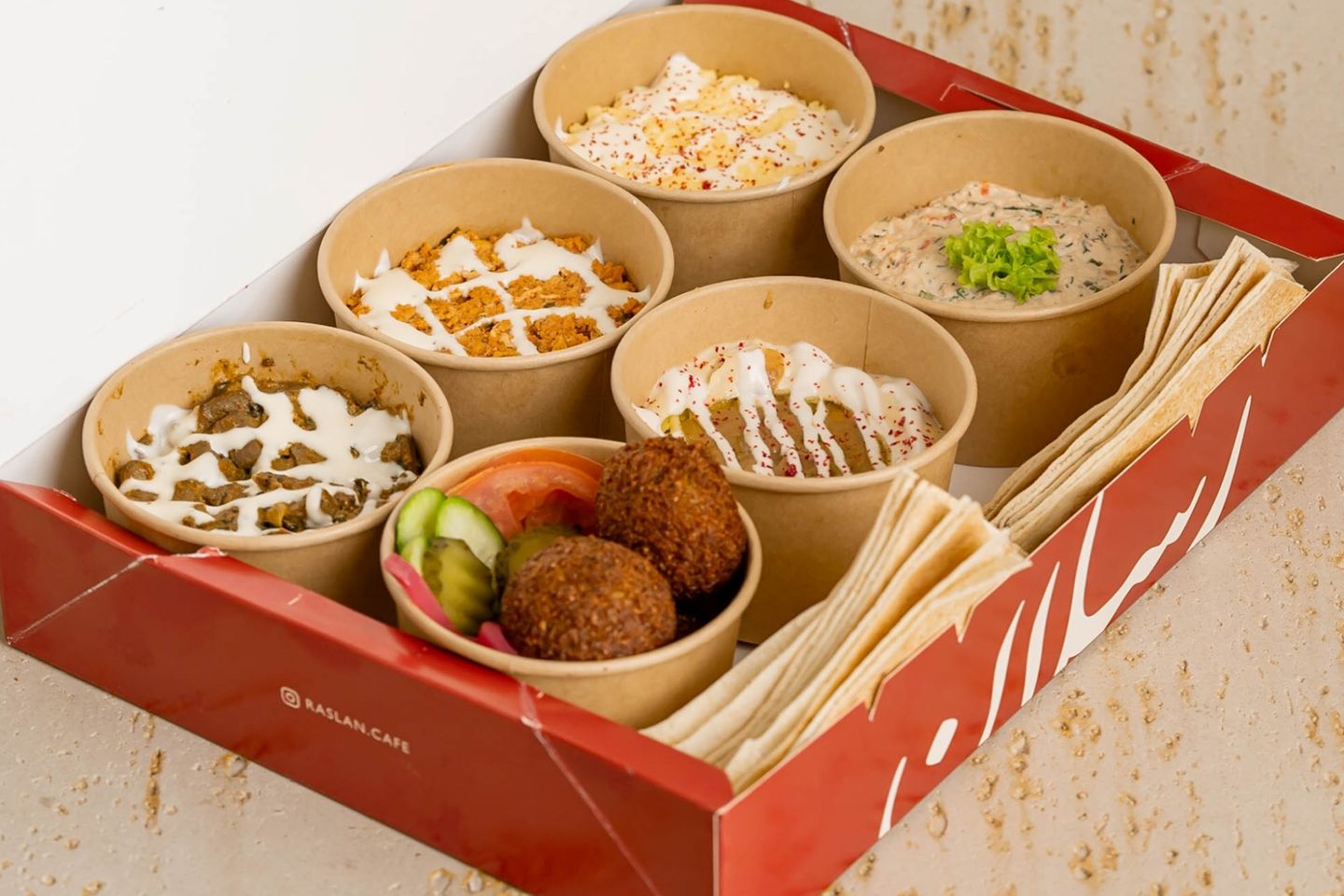 Assorted Dishes Box