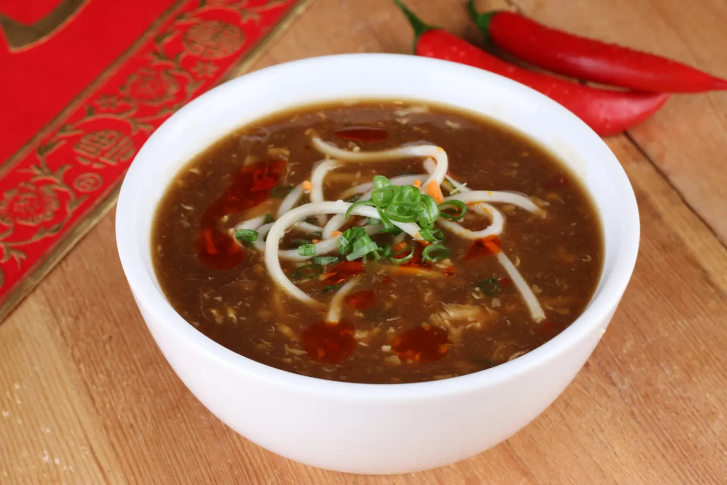 شوربة نودلز التالومين