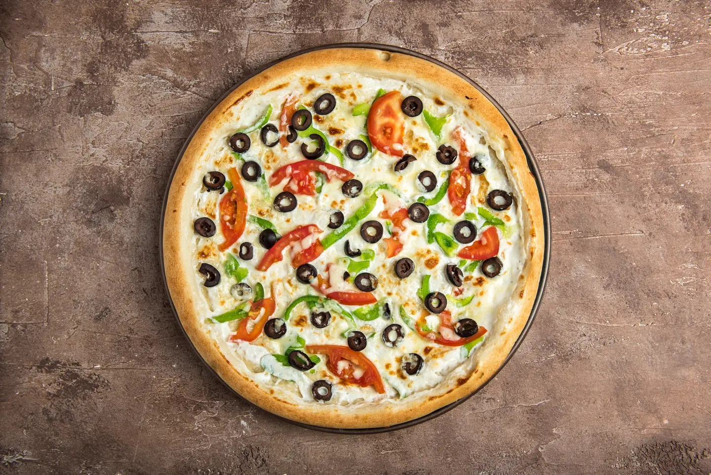 Cream Cheese With Vegetables Pizza